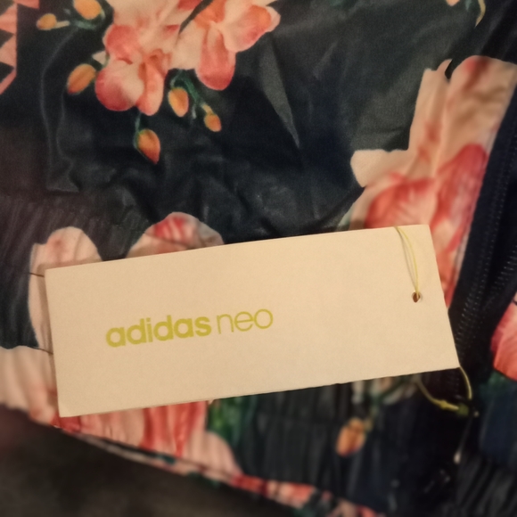 Adidas Neo Jacket - Picture 3 of 3